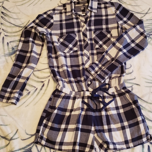 Onepiece, Aerie - Picture 3 of 4